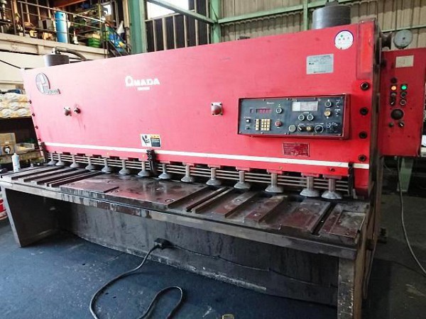 Máy Gia Công Tấm