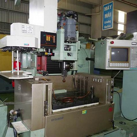 Máy Bắn Tia Lửa Điện CNC Mitsubishi VX-10