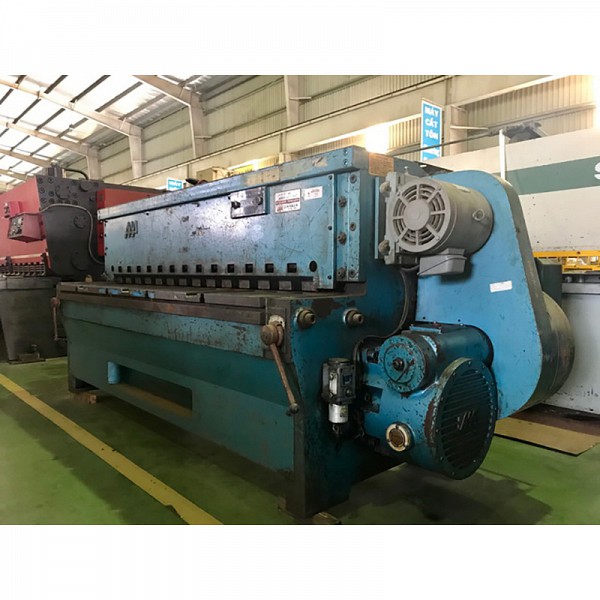 Máy Gia Công Tấm