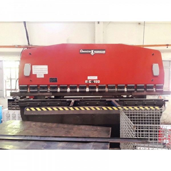 Máy Gia Công Tấm