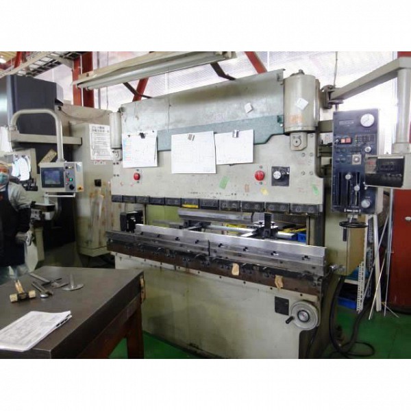 Máy Gia Công Tấm