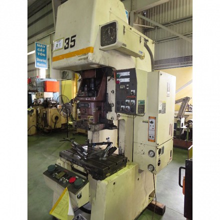 Máy Dập Thủy Lực Amada TP-35C-X2 OMBD-006-02