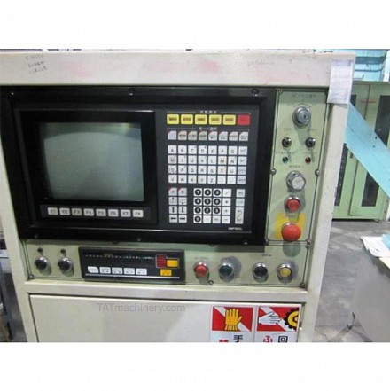 Máy phay giường CNC Okuma MCV-16A