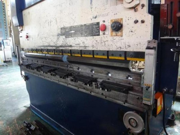 Máy Gia Công Tấm