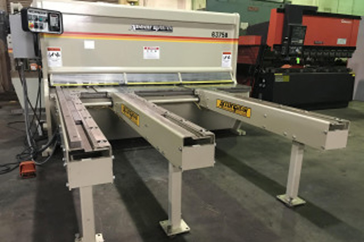 máy cắt tôn CNC Accurpress 63758