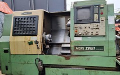 Máy tiện moriseiki Sl25